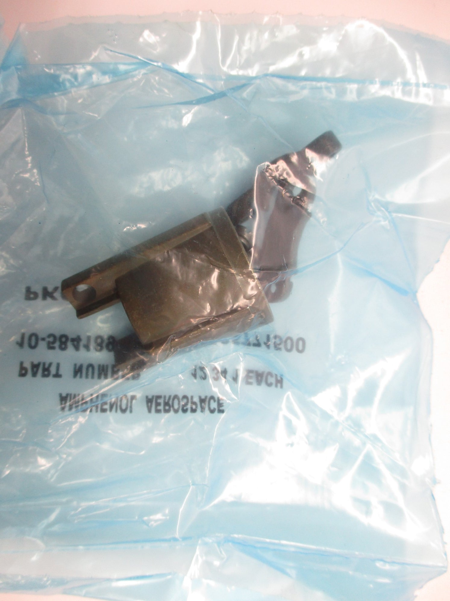 AMPHENOL 10-584189-183 NSMP