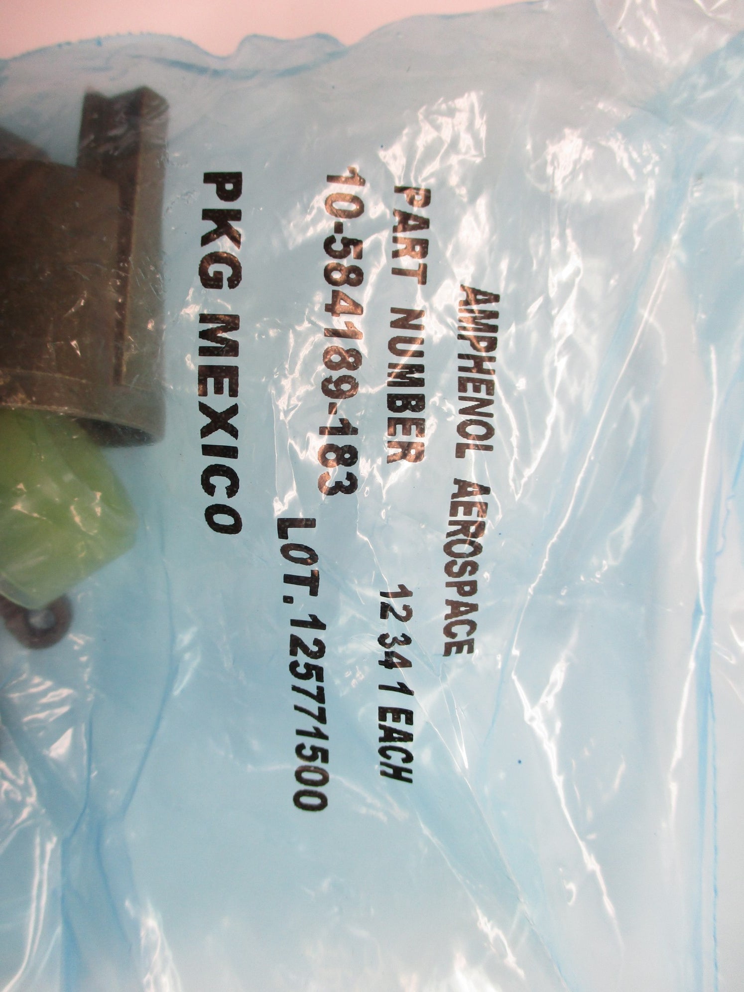 AMPHENOL 10-584189-183 NSMP