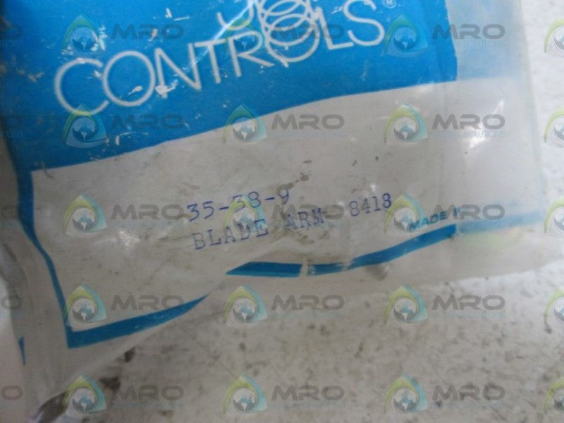 JOHNSON CONTROLS BLADE ARM ASSEMBLY 35-38-9 NSMP
