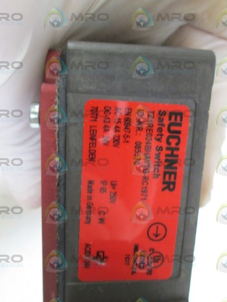 EUCHNER SAFETY SWITCH TZ1RE024BHAVFG-RC1971  NSMP