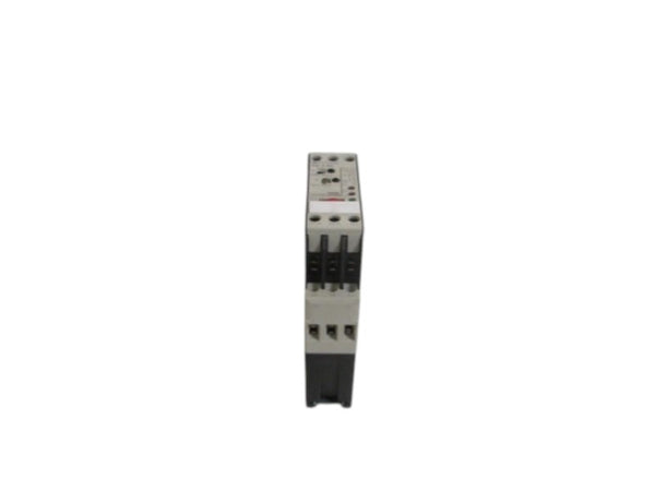 TELEMECANIQUE TIME DELAY RELAY RE4 RL13BU  UNMP