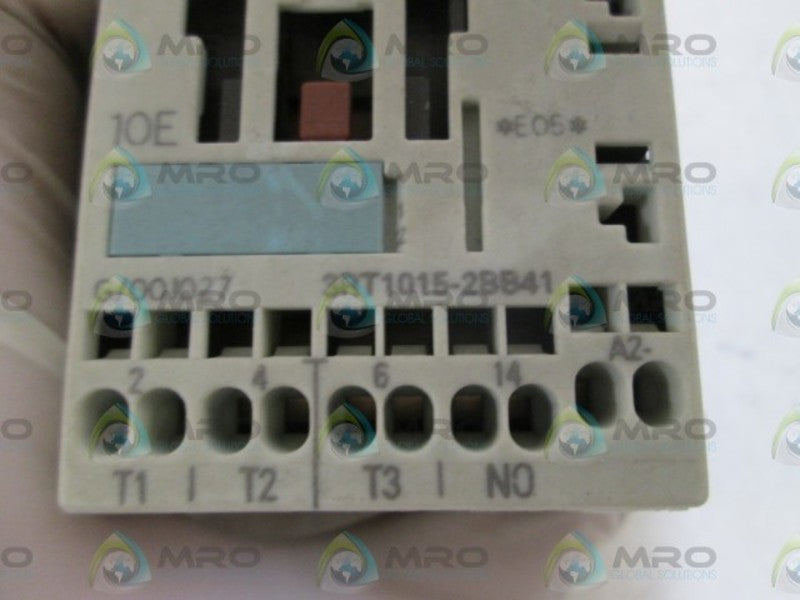 SIEMENS CONTACTOR 3RT1015-2BB41 UNMP