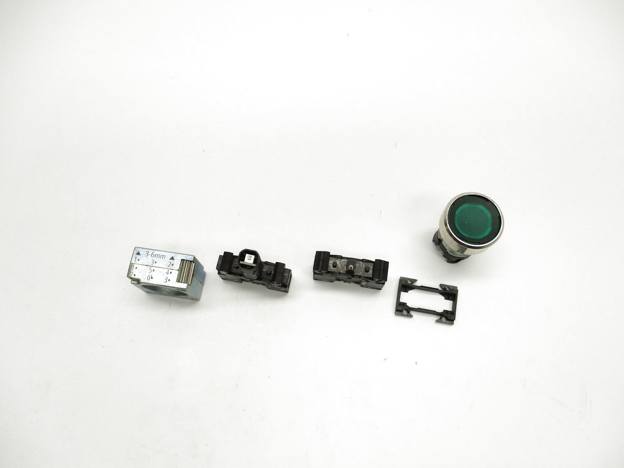 SIEMENS 3SB3645-0AA41 24V NSMP