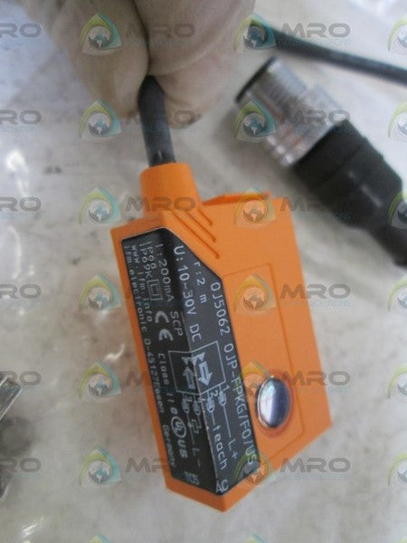 IFM EFECTOR OJ5062 RETRO REFLECTIVE SNESOR NSMP