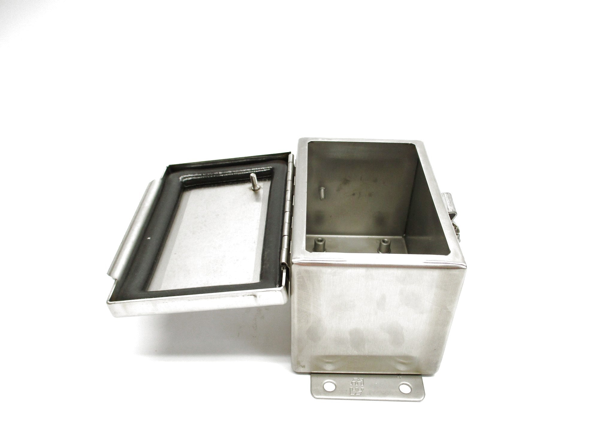 HAMMOND MANUFACTURING 1414N4PHSSC4 NSMP
