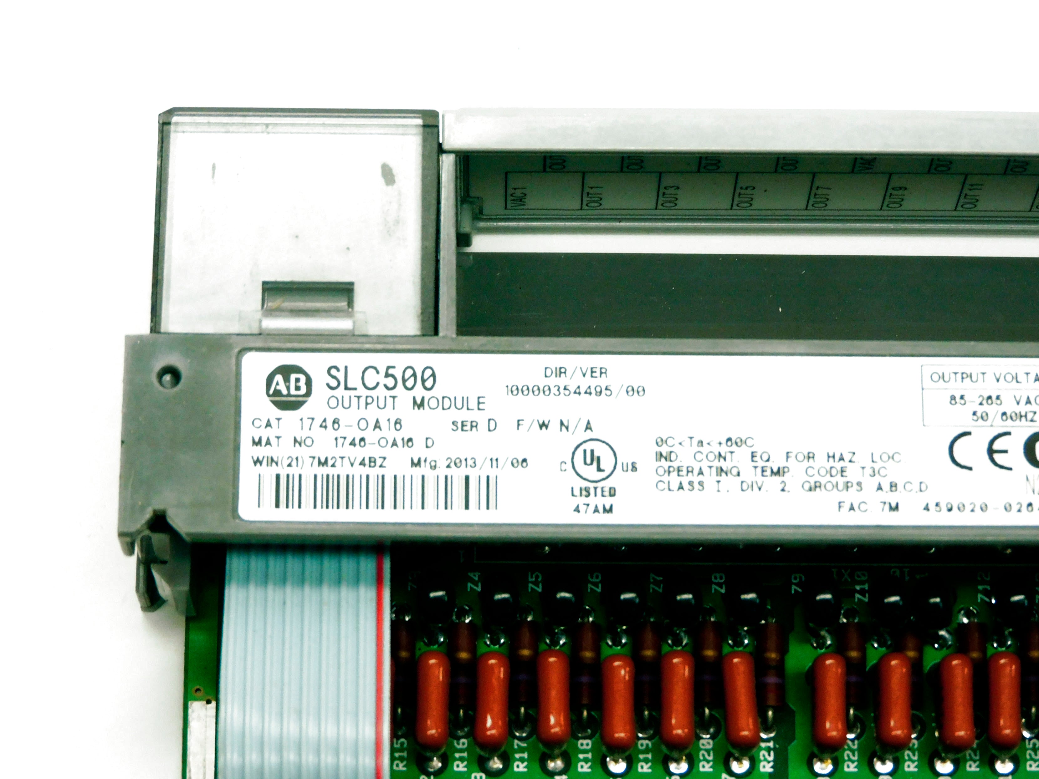 ALLEN BRADLEY 1746-OA16 SER. D 85-265VAC (MISSING TERMINAL) UNMP