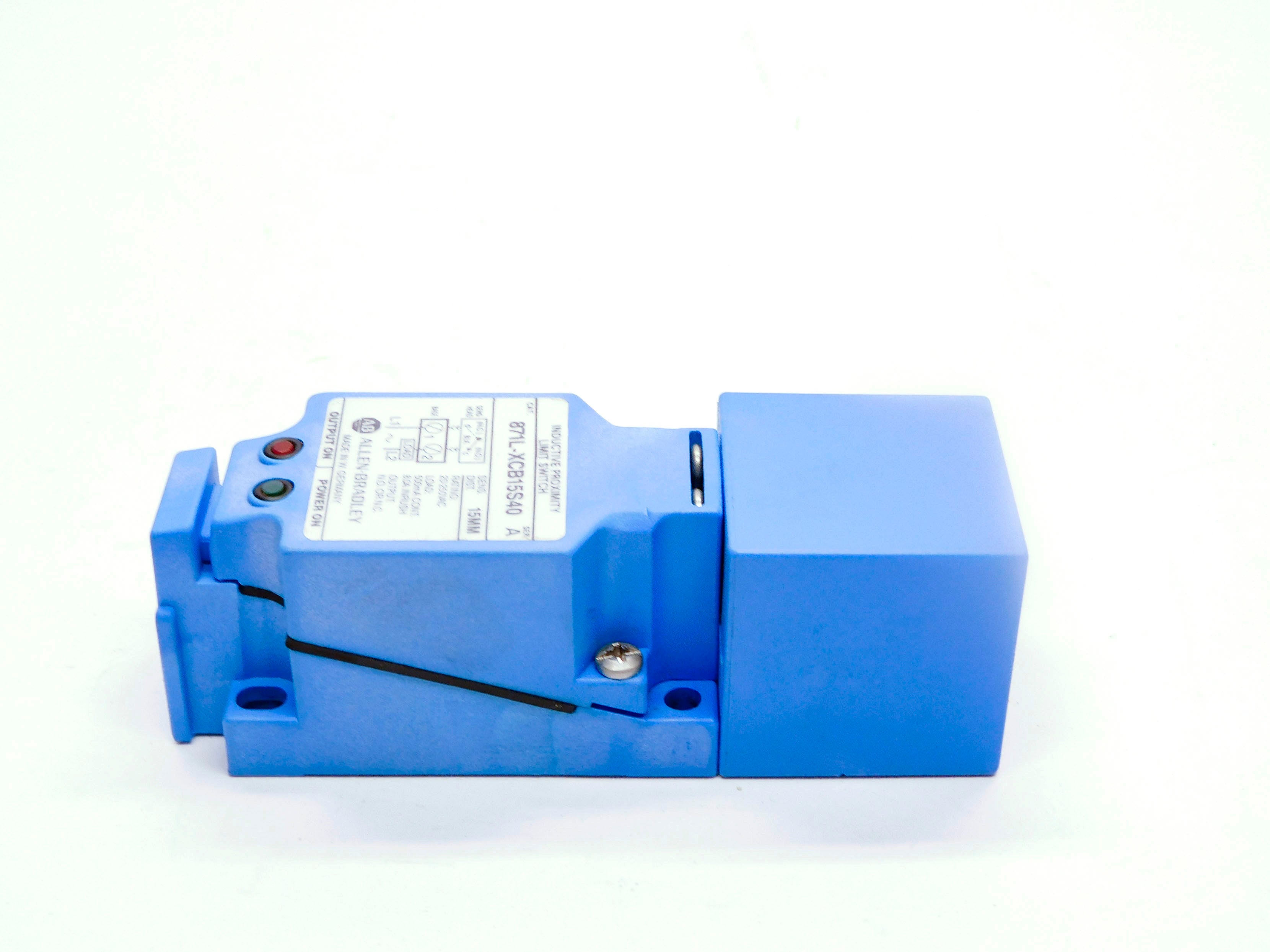 ALLEN BRADLEY 871L-XCB15S40 SER. A 20-250VAC (GY/BL) NSMP