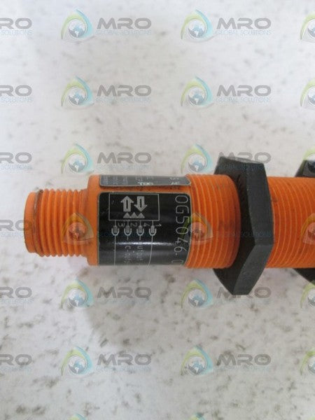 IFM EFECTOR OG5046 RETRO REFLECTIVE SENSOR UNMP