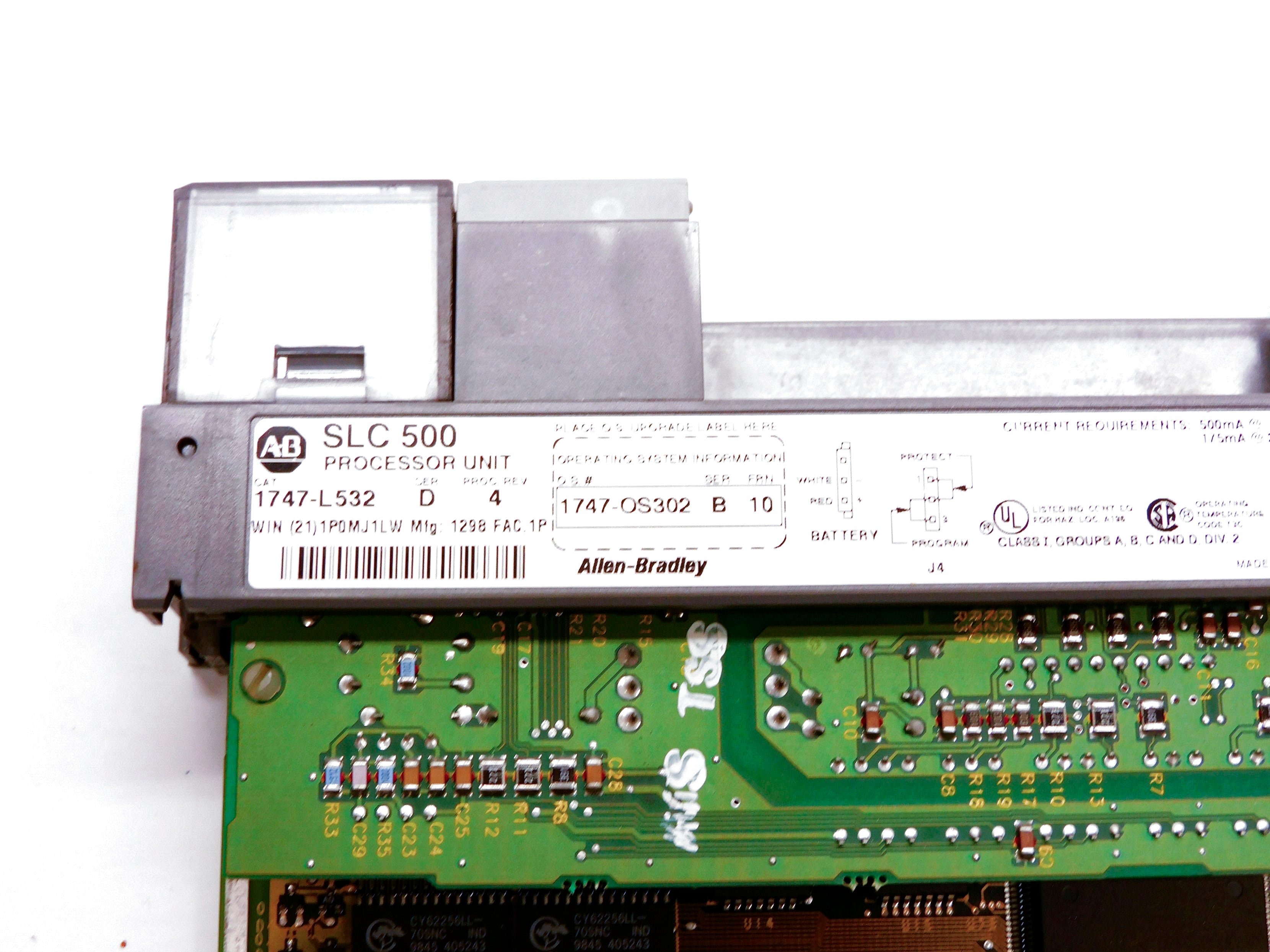 ALLEN BRADLEY 1747-L532 SER. D REV. 4 F/W 10 24VDC (NO KEY) UNMP