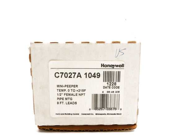 HONEYWELL C7027A1049 0-215'F 1/2" NSMP
