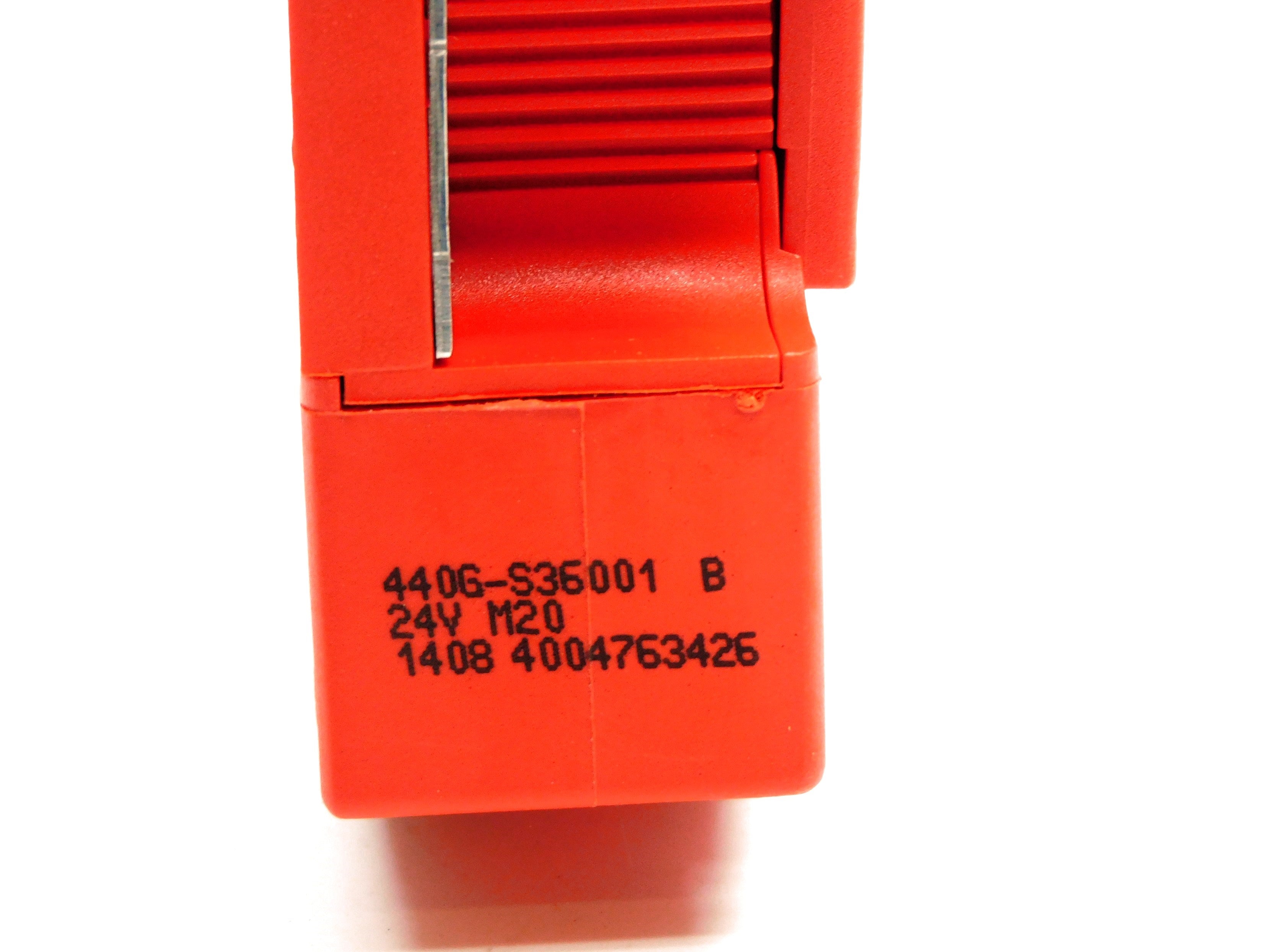 ALLEN BRADLEY 440G-S36001 SER. B 240V 10A (WH) NSMP