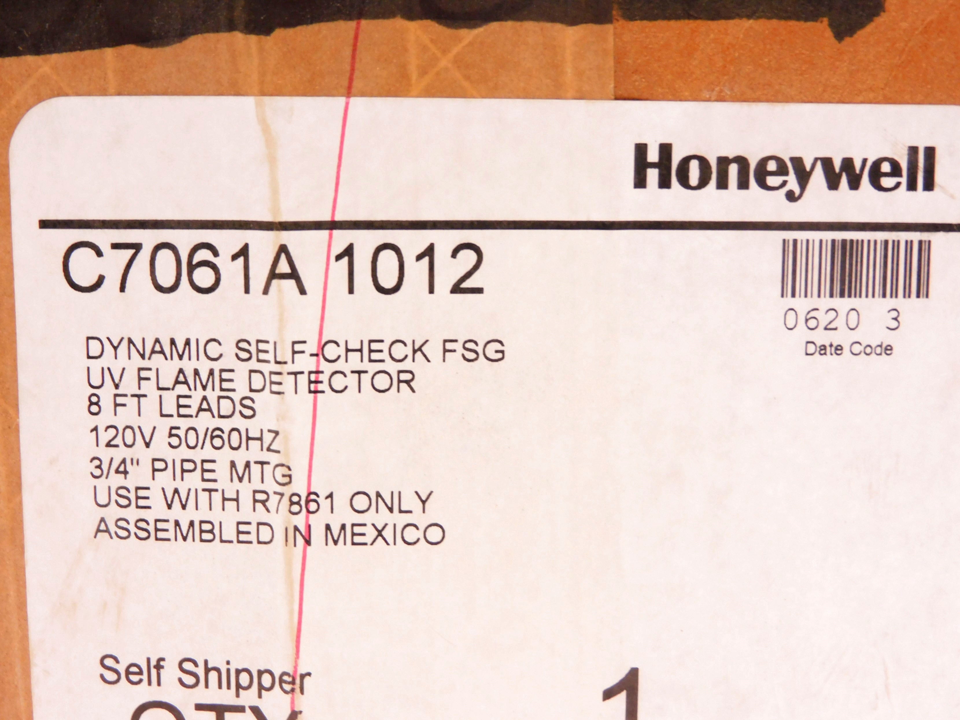HONEYWELL C7061A1012 120V 3/4" NSFS