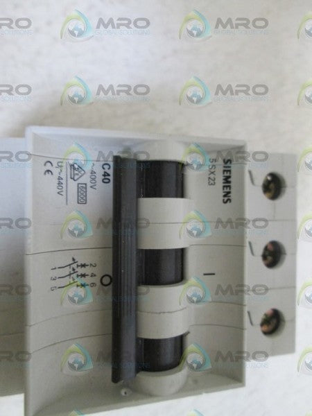 SIEMENS 5SX2340-7 CIRCUIT BREAKER 40A UNMP