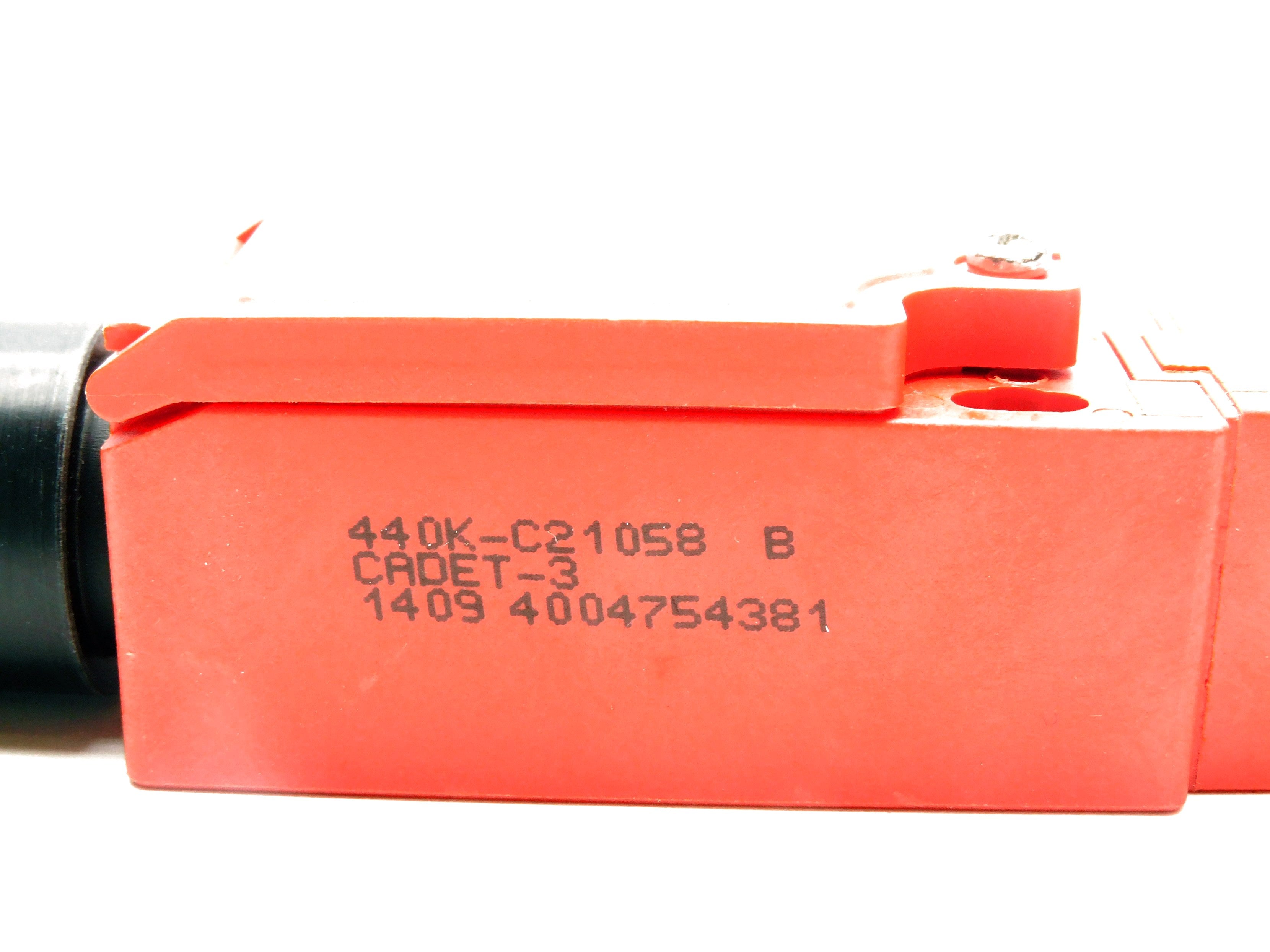 INDUSTRIAL SPARE PART 440K-C21058 SER. B 240V 3A (WH) NSMP