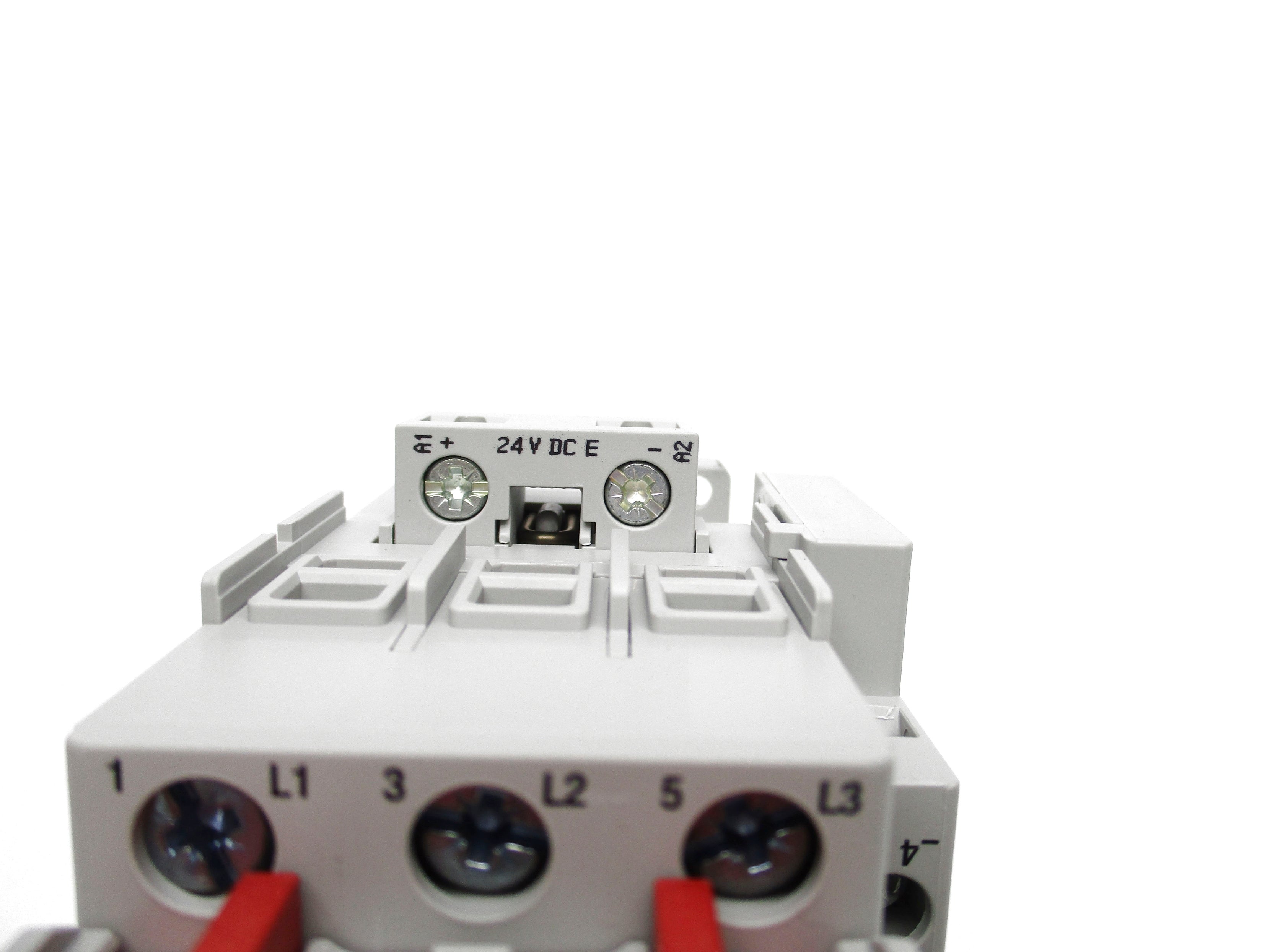 INDUSTRIAL SPARE PART 100S-C30EJ14BC SER. C 24VDC (BR/WH) NSMP