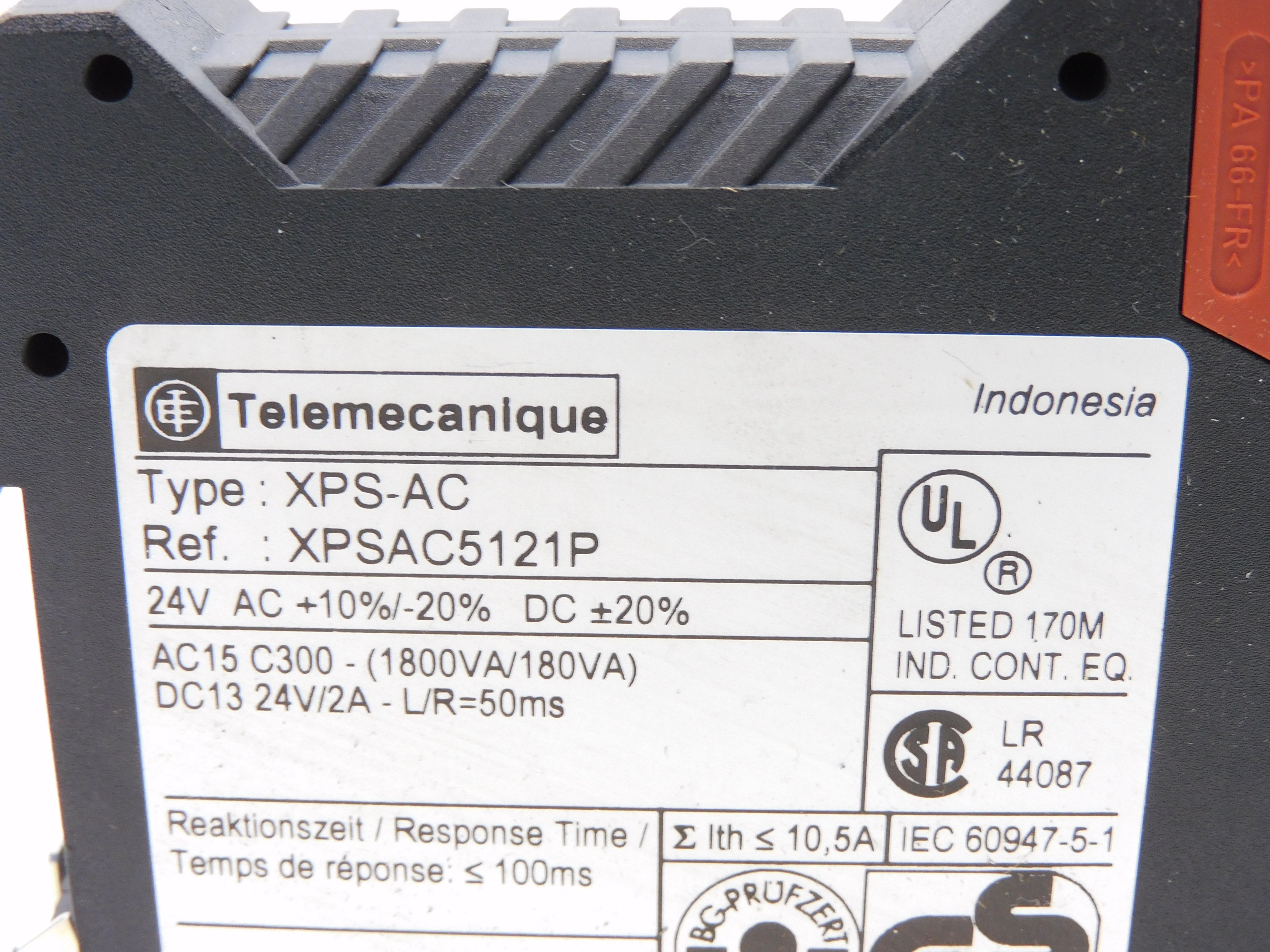 TELEMECANIQUE XPSAC5121P 24VAC/DC 2A NSMP