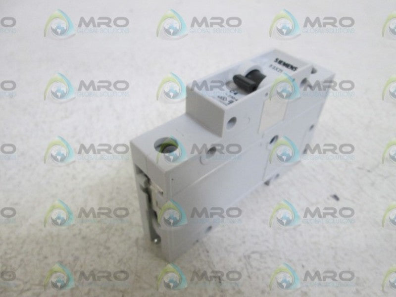 SIEMENS 5SX2104-7 CIRCUIT BREAKER 4A NSNP
