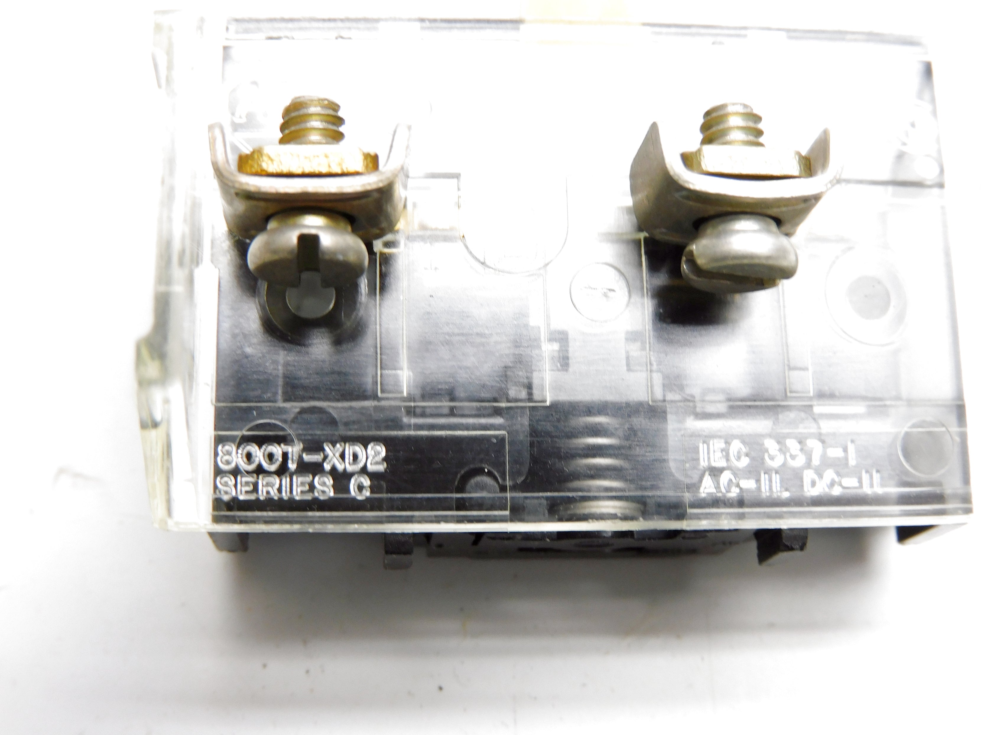 INDUSTRIAL SPARE PART 800T-XD2 SER. C 600V (BK/YL) NSMP