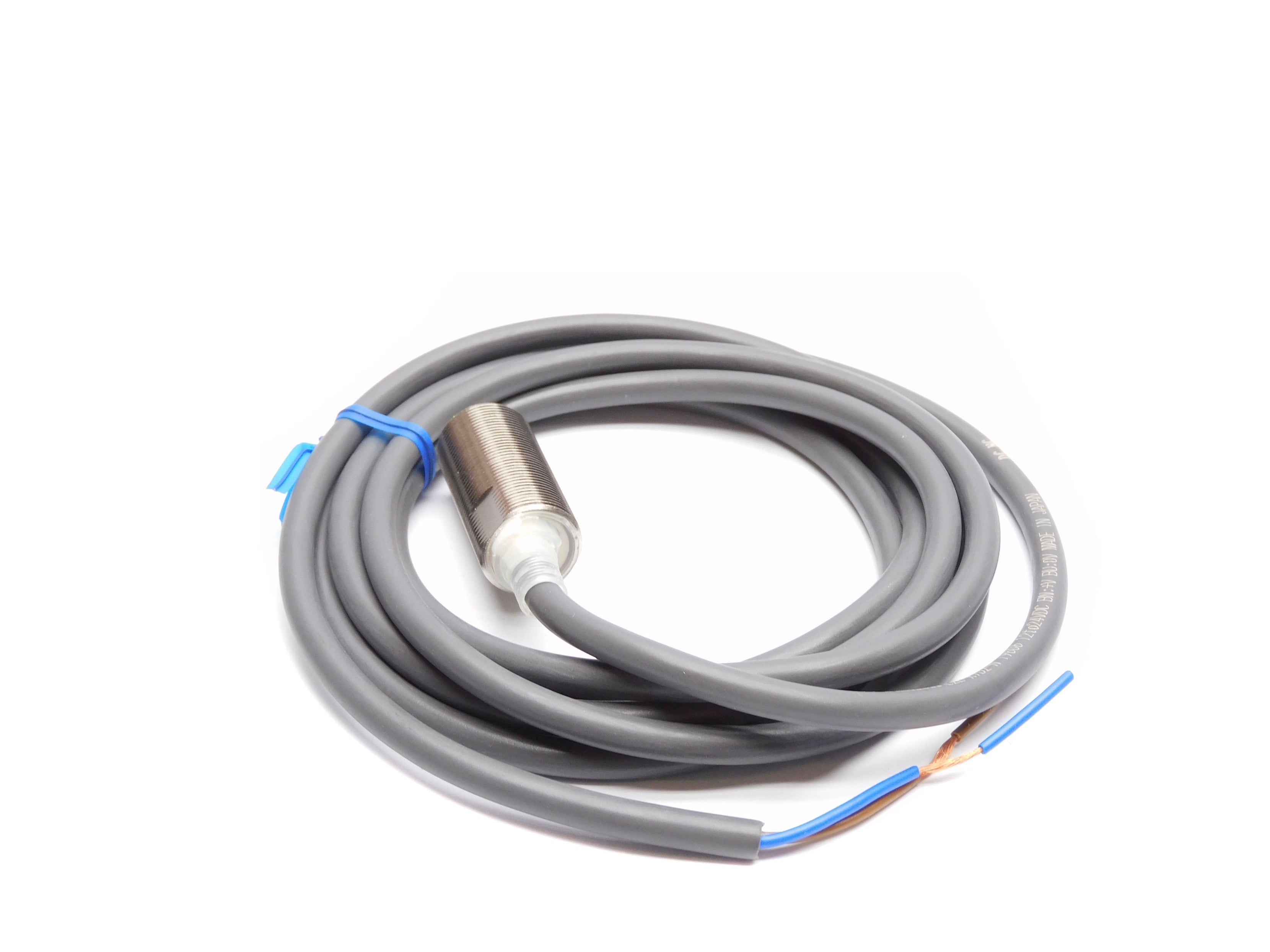 OMRON E2E-X7D2-N 12-24VDC 2M NSNP