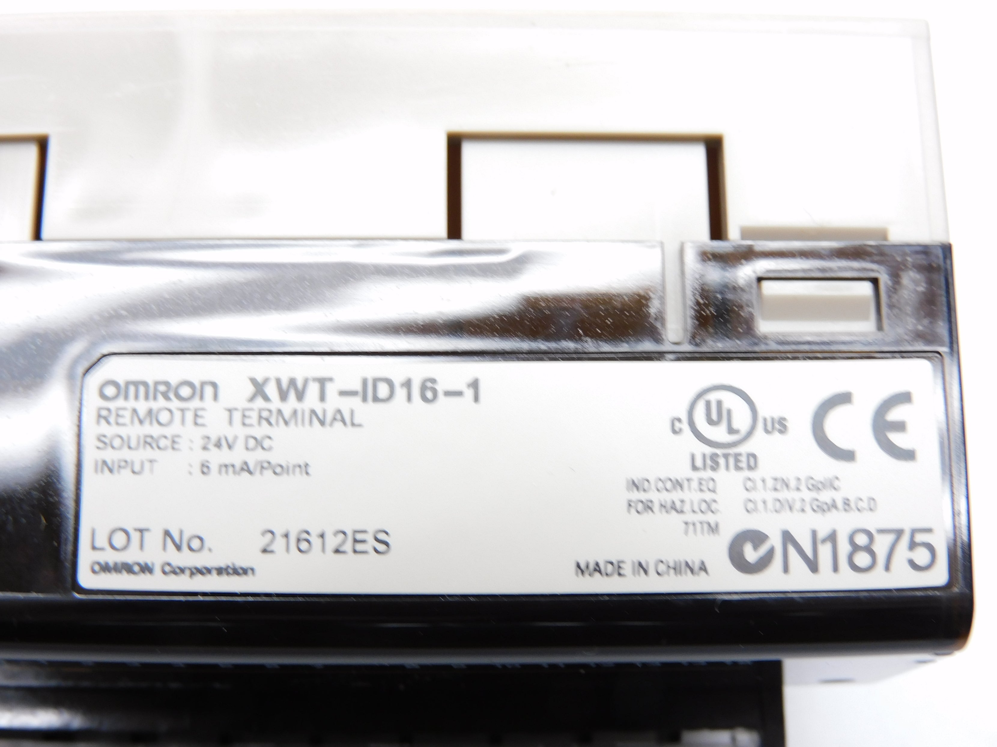 OMRON XWT-ID16-1 24VDC NSMP