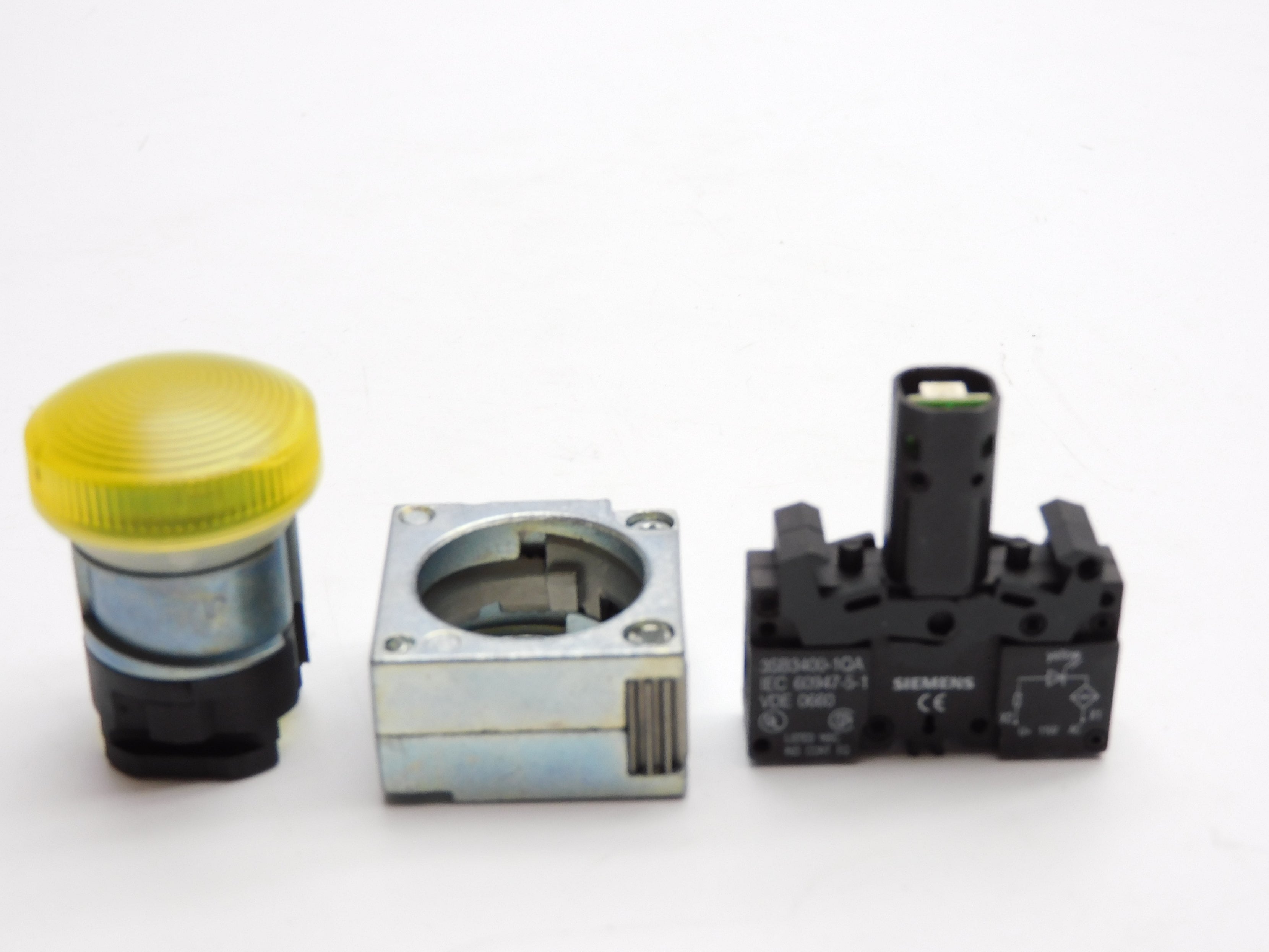 SIEMENS 3SB3648-6BA30 110V NSMP