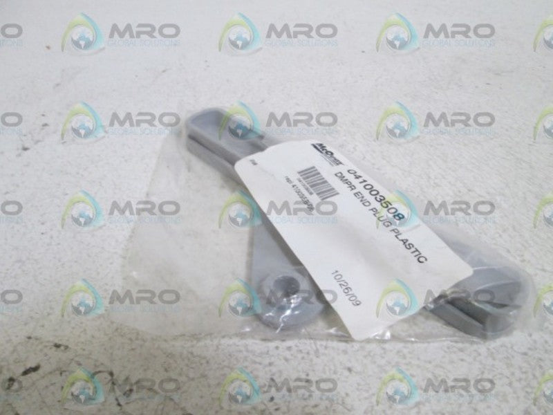 MCQUAY DMPR END PLUG PLASTIC 041003508 NSNP IN BAG