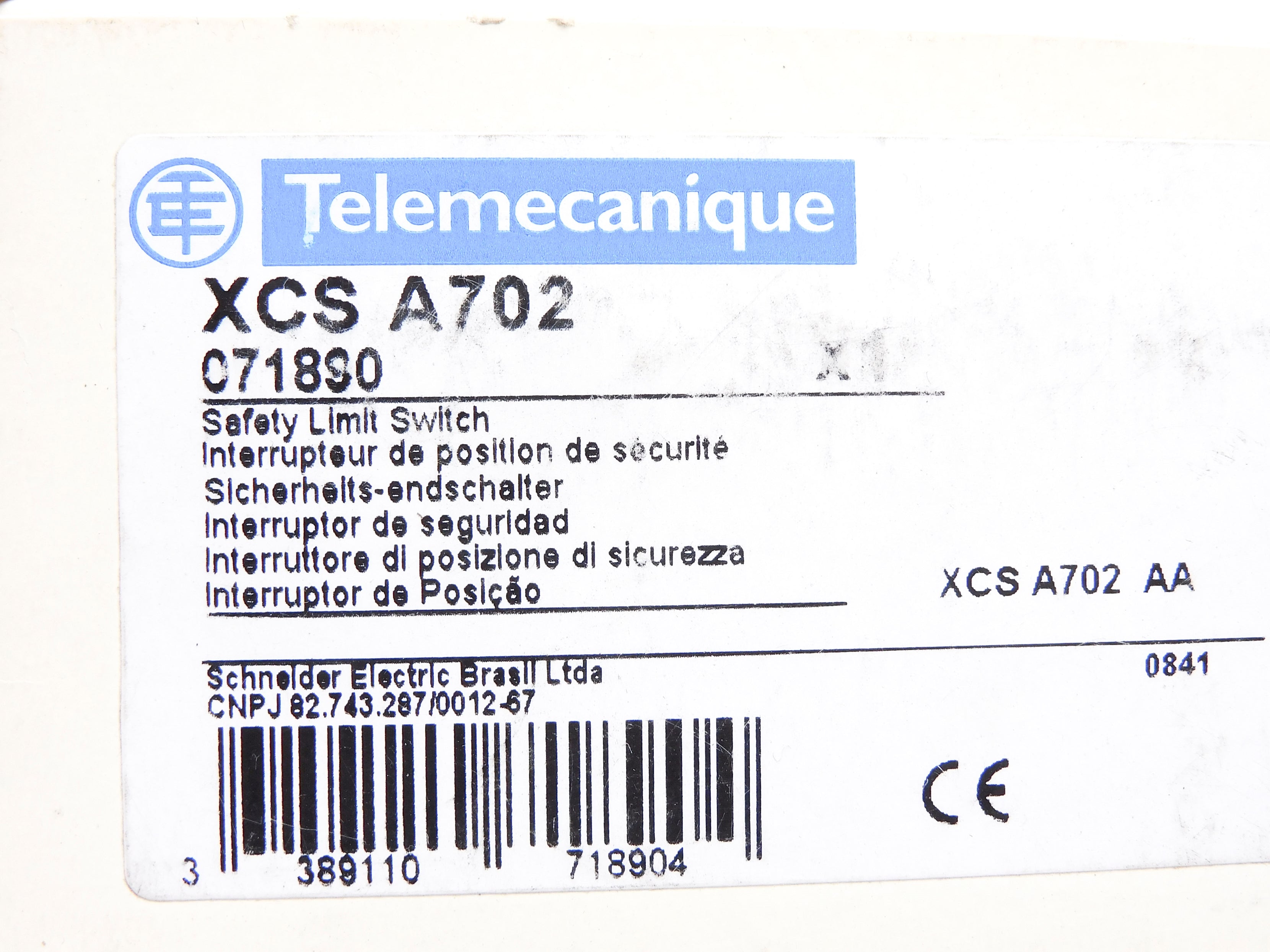 TELEMECANIQUE XCSA702 240V 3A NSMP
