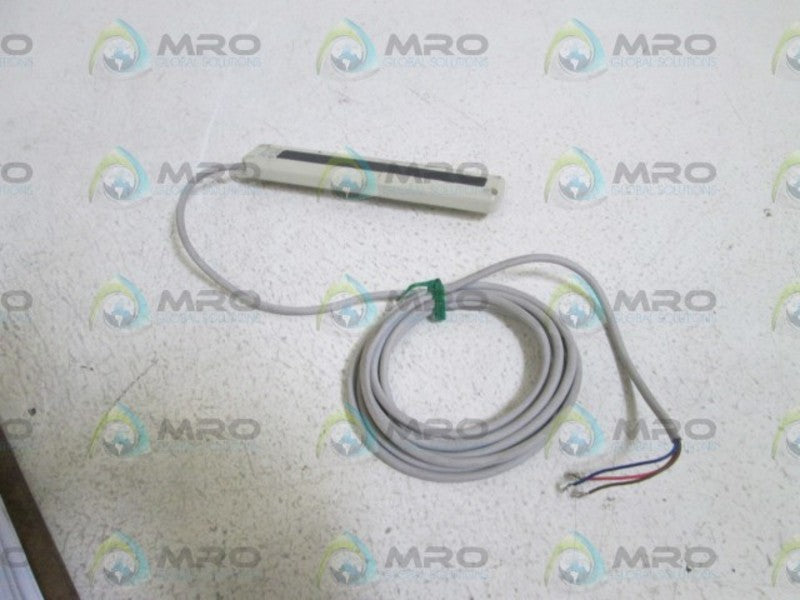 SUNX AREA SENSOR NA1-5P UNMP