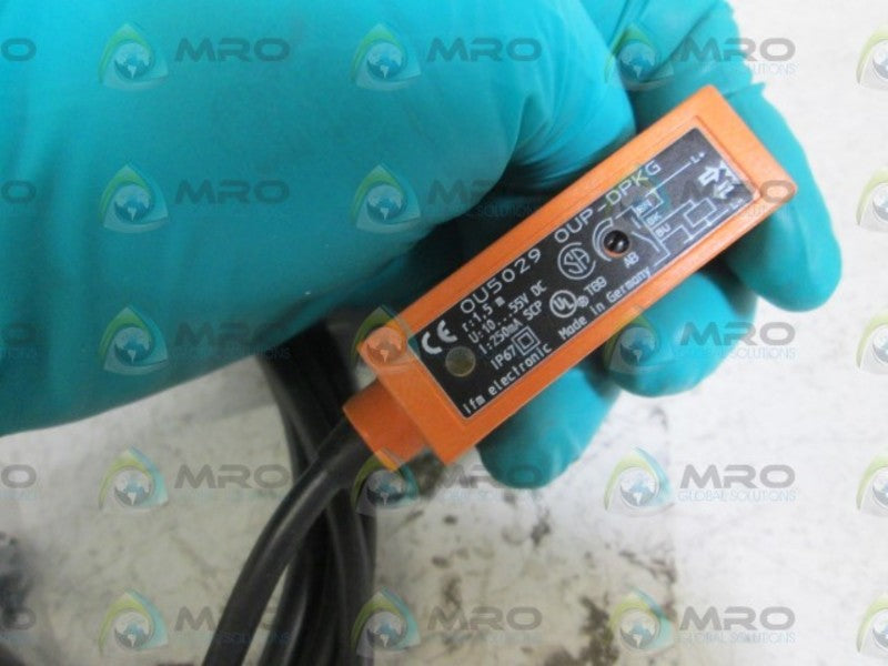 IFM EFECTOR OU5029 RETRO REFLECTIVE SENSOR NSMP