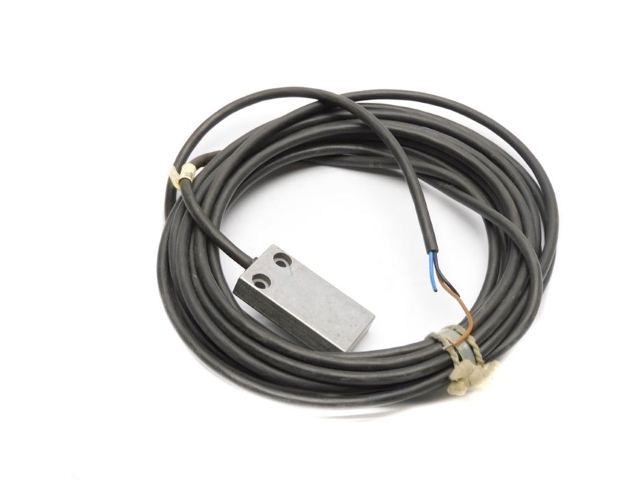 BALLUFF BES516-347-MO-C-PU 10-30VDC UNMP