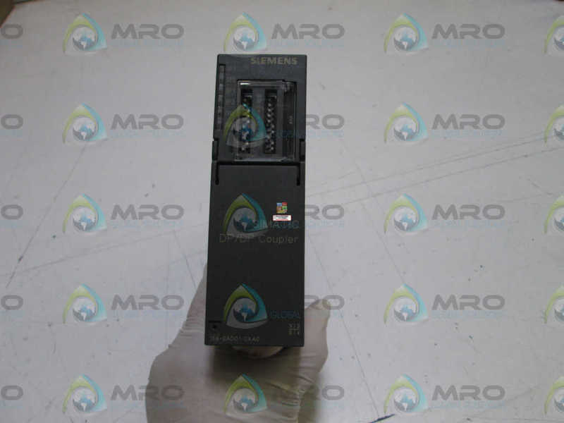 SIEMENS 6ES7158-0AD01-0XA0 BUS COUPLING MODULE UNMP