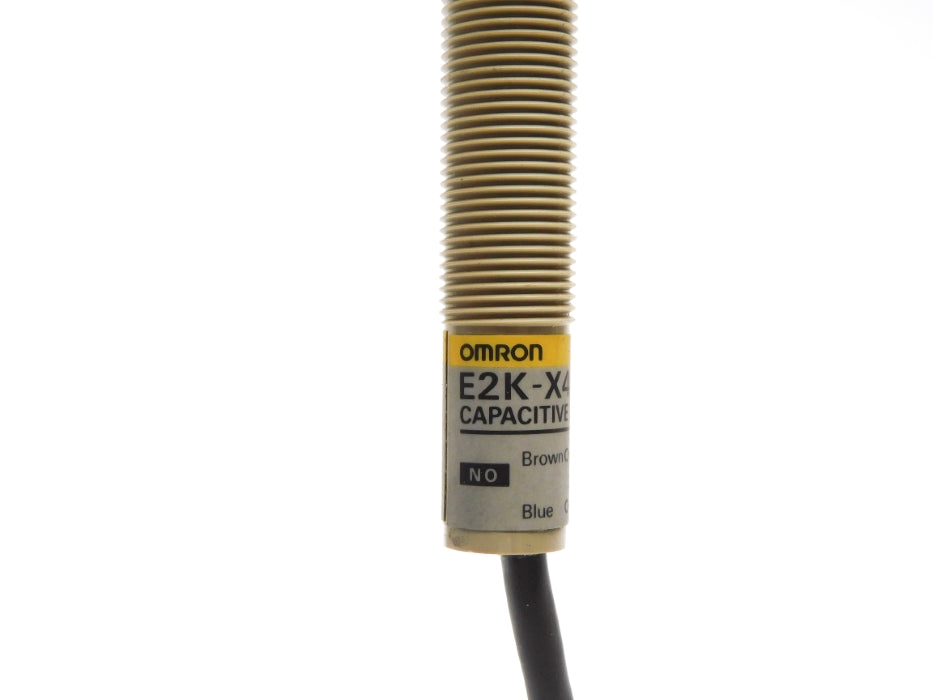 OMRON E2K-X4MY1 100-240VAC 2M NSMP