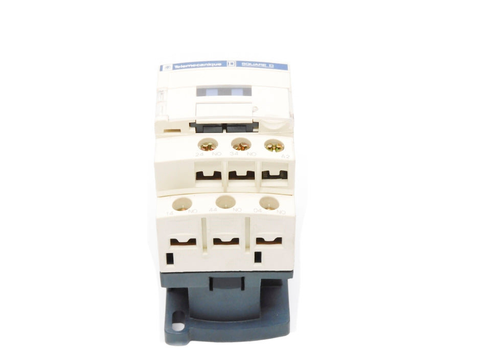 TELEMECANIQUE CAD50G7 120V NSNP