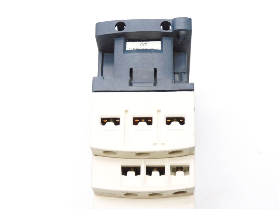 TELEMECANIQUE CAD50G7 120V NSNP