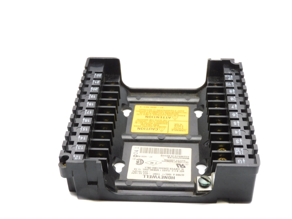 HONEYWELL Q7800A1005 UNMP