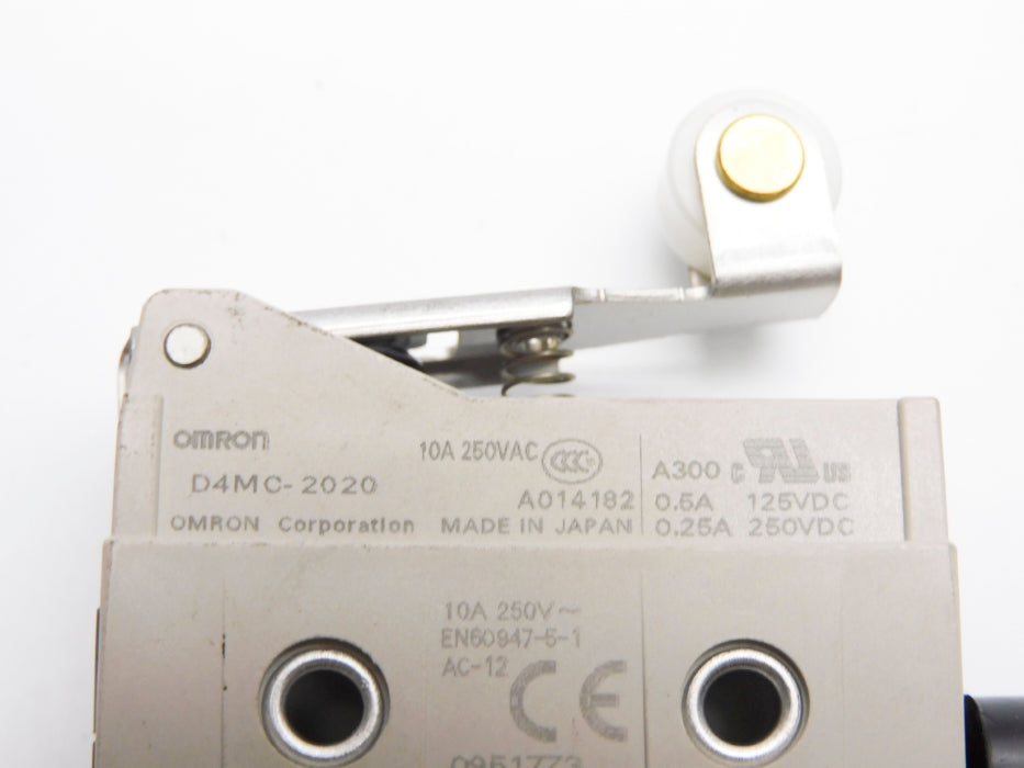 OMRON D4MC-2020 250VAC 10A NSNP