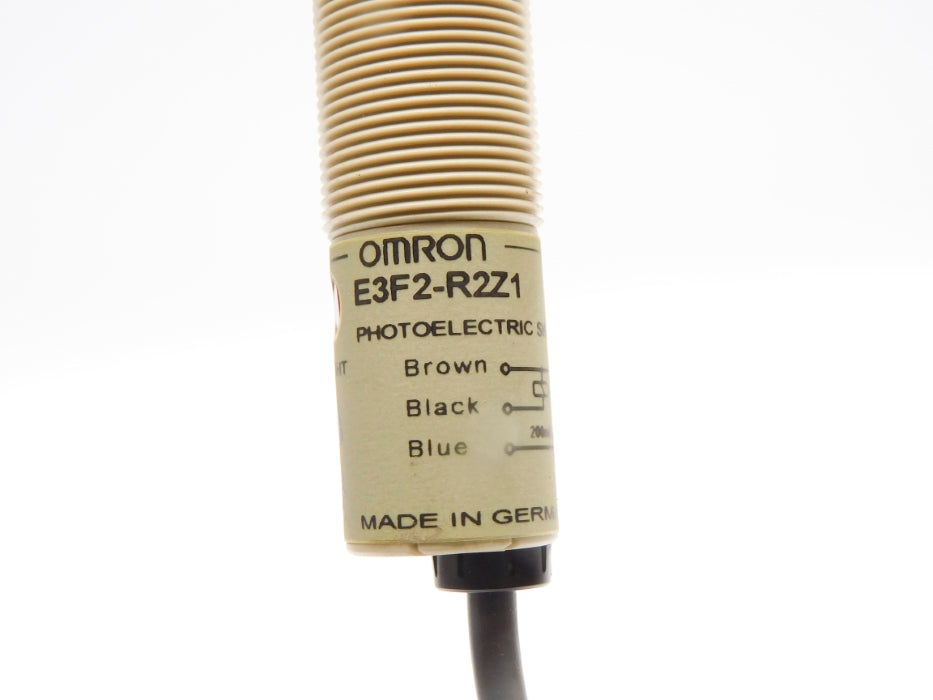 OMRON E3F2-R2Z1 24-240VAC 2M NSMP