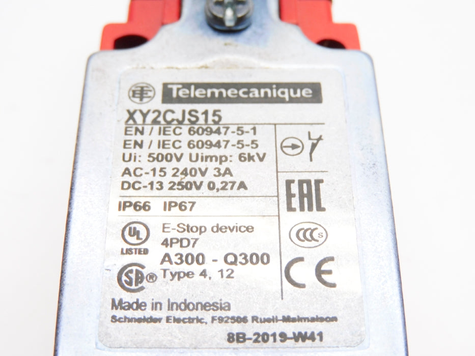 TELEMECANIQUE XY2CJS15 240VAC  3A NSNP