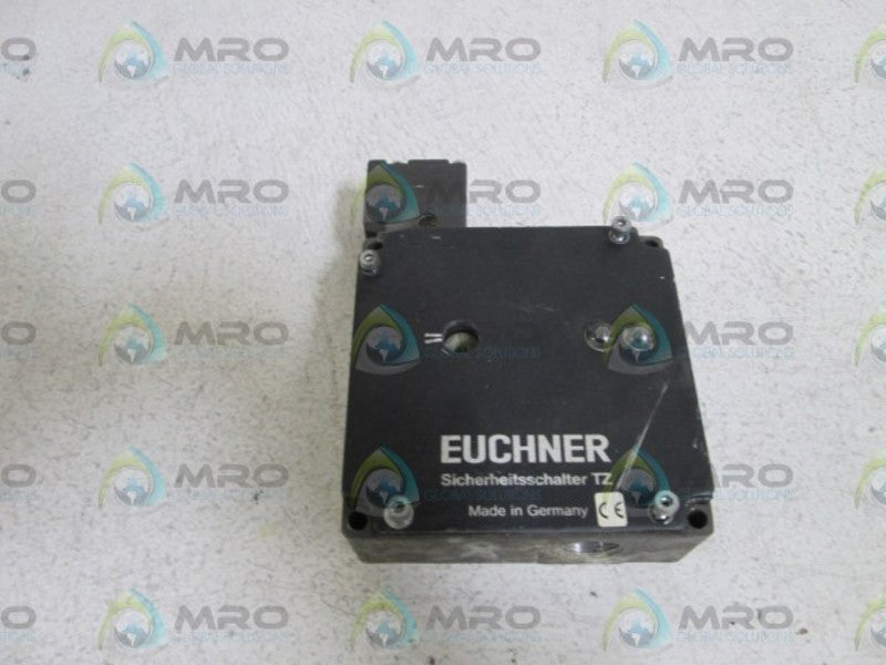 EUCHNER SAFETY INTERLOCK SWITCH TZ1LE024PG (AS PICTURED)  UNMP
