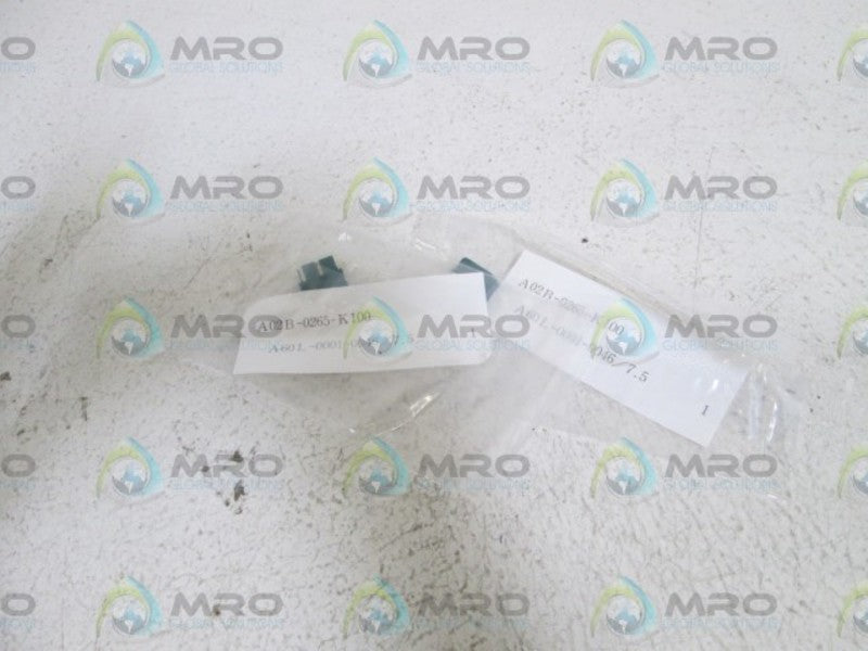 LOT OF 2 FANUC FUSE A02B-0265-K100 NSNP IN BAG