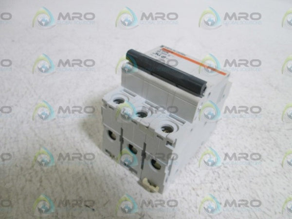 MERLIN GERIN 24535 CIRCUIT BREAKER 4A UNMP