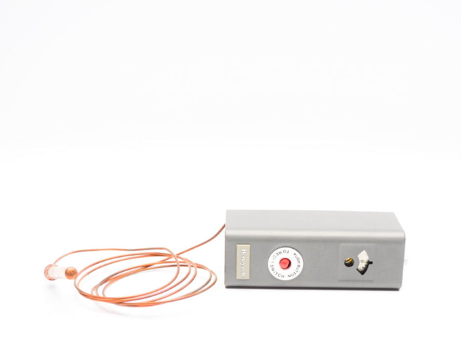 HONEYWELL L4008E1156 240VAC 130-270'F NSMP