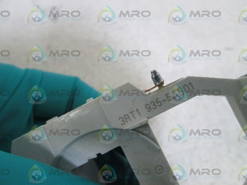 SIEMENS COIL 24V 3RT1 935-5AB01 UNMP