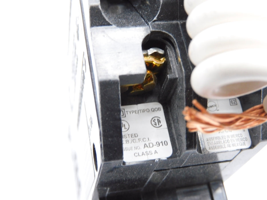 SQUARE D QOB215GFI 15A 120/240V NSMP