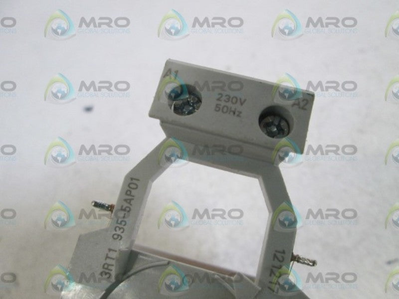 SIEMENS COIL 230V 3RT1 935-5AP01 UNMP