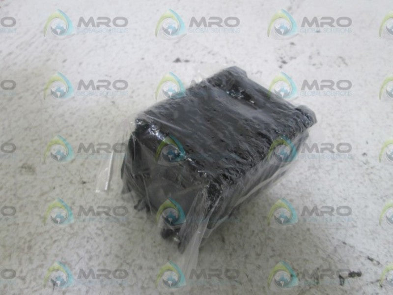 LOT OF 10 IDEC END PLATE BNE50WPN10 NSNP IN BAG