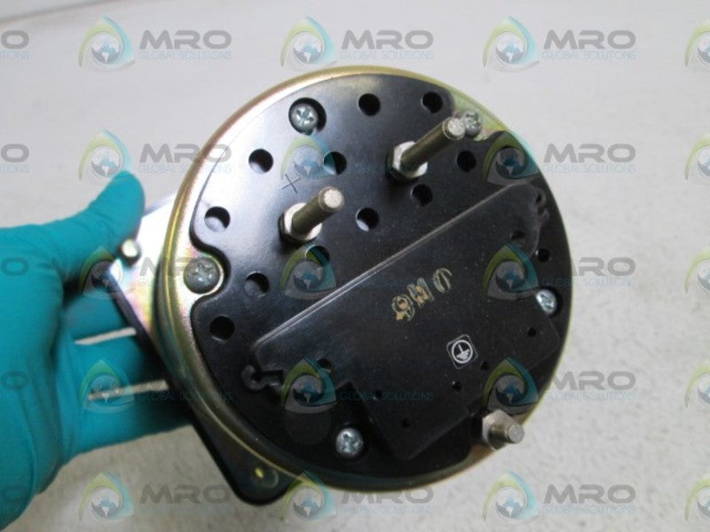 EIL 0-9000 AC VOLTS PANEL METER 103021PZUY  NSNP