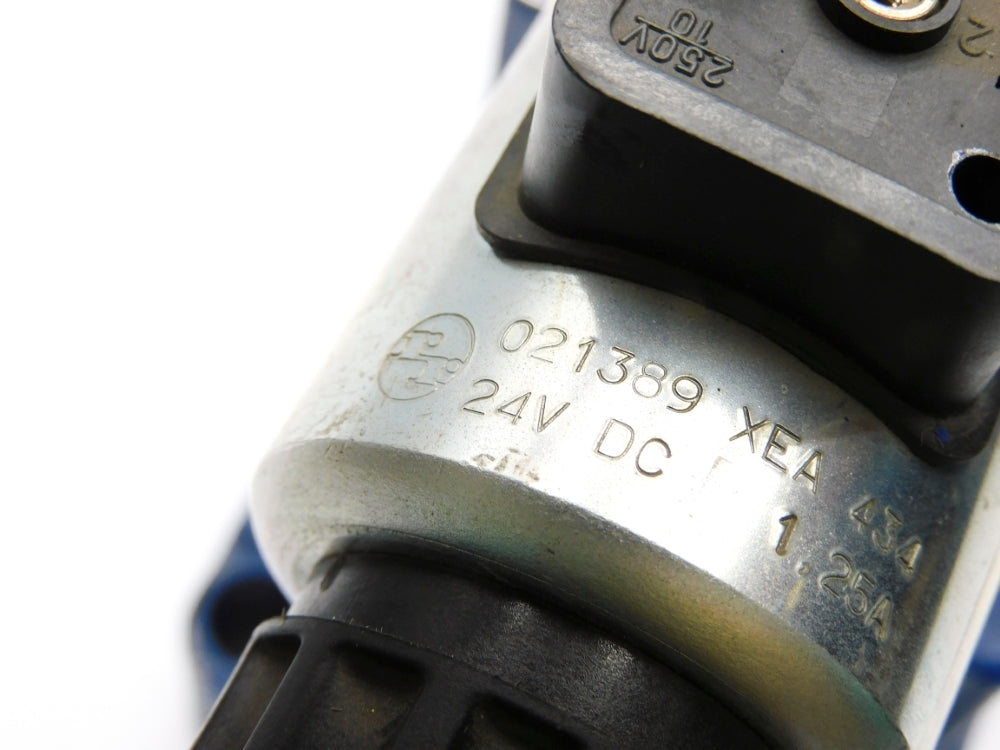 REXROTH 4WE6J60/EG24N9K4 R900561288 R900913368 24VDC UNMP