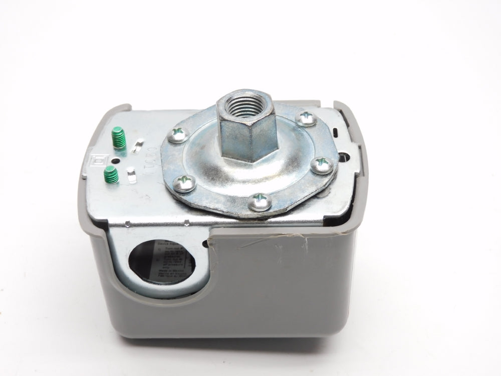 SQUARE D 9013FSG2 SER. B 30/50PSI UNMP