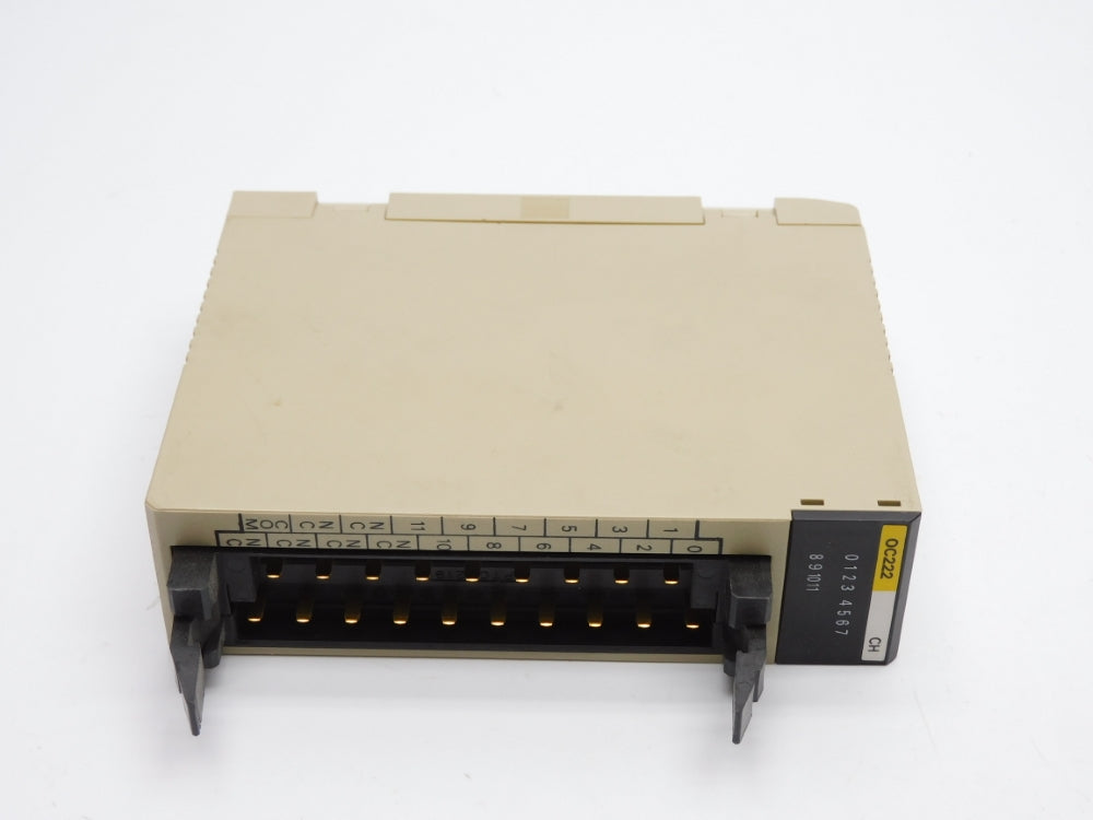 OMRON C200H-OC222 250VAC 8A (NO TERMINAL) UNMP